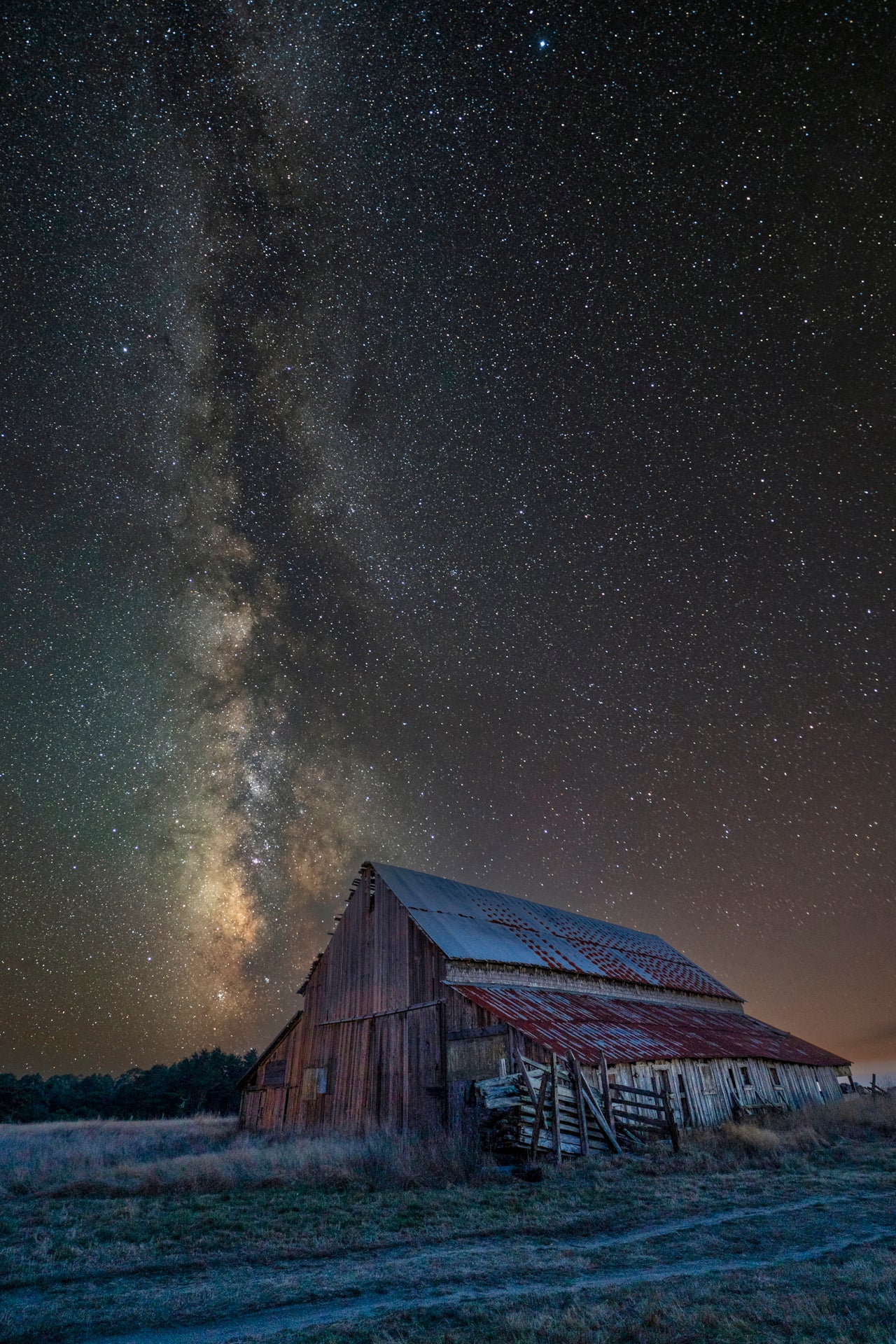 Spring Barn Milky Way